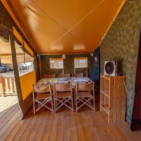 Ferienpark Easyatent Safari Tent Lanterna